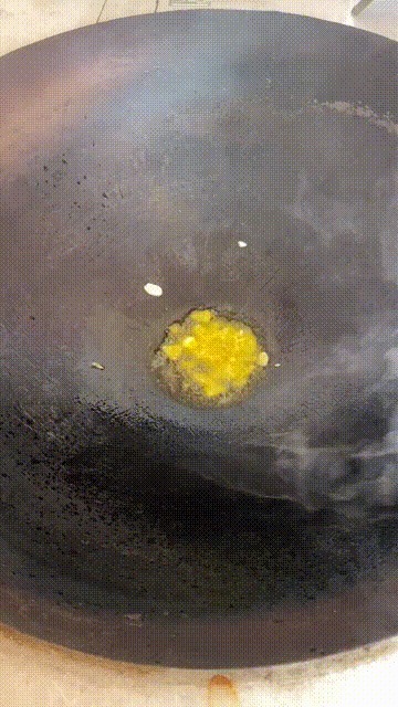 |搞笑GIF段子:珍珠归你了,那这肉能不能归我啊