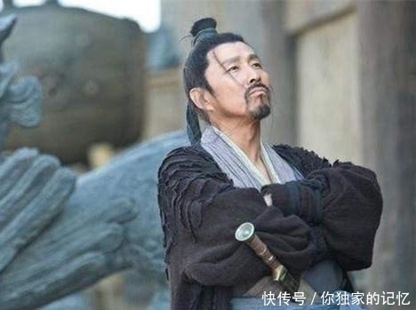 救人|死囚临刑怒喊一语,皇帝的车夫路过紧急救人!最后死囚成一代战神