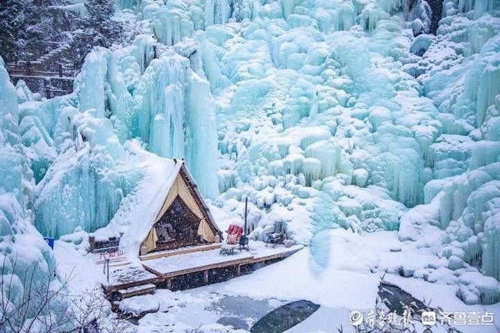 山地势|犹如水墨山水画卷！济南九如山出现“雾凇”奇观