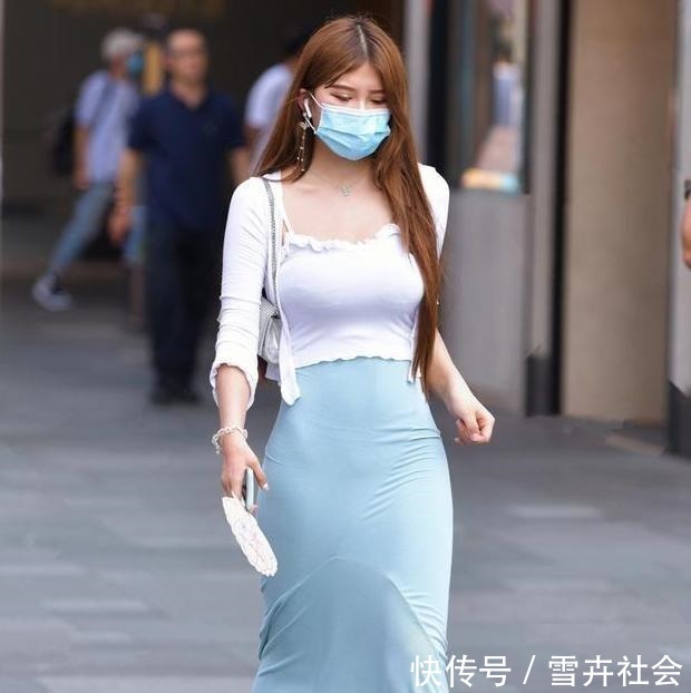 穿搭 穿着搭配的女性中,一些是迷人的,另一些是引人注目的!