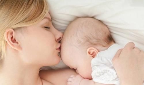 宝妈|新生儿宝宝在满月前,大多能解锁这些技能,你家孩子“及格”没?