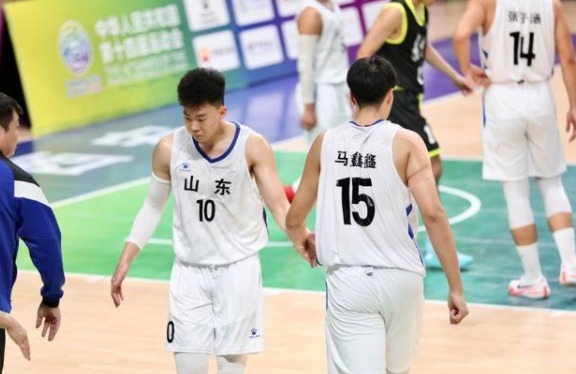 新星|正式确定!中国男篮新星加入山东队,未来让人期待