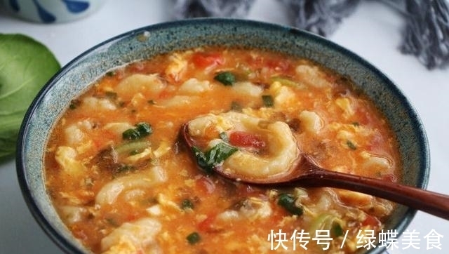 一款暖胃营养早餐,10分钟就能做好,没有鱼的小鱼面