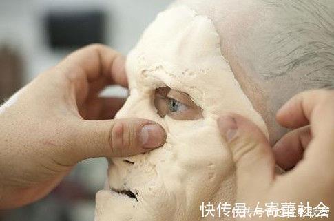 化妆|我们被骗了这么久,看到这个僵尸的化妆,网友们终于释然了