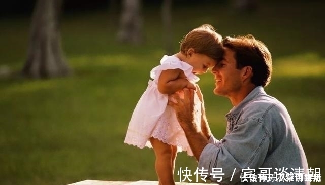 笑笑|一岁宝宝有这3种行为,是“变聪明”的表现,宝妈别强迫改正