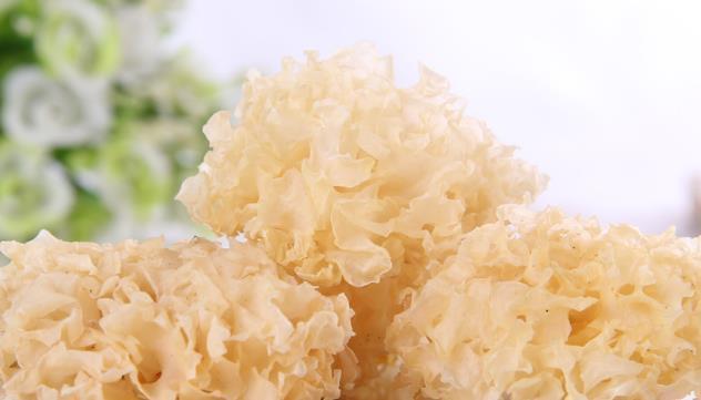 胡萝卜素|女性到了中年,离不开4种食物,滋阴养颜、延缓衰老,爱吃就赚了