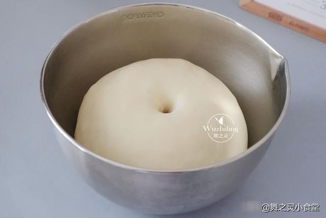 松软|鸡蛋新吃法，孩子最爱吃，松软会拉丝，聪明妈妈学着做