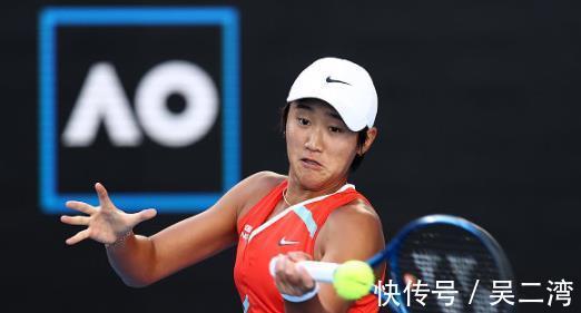 王蔷|中国金花1胜2负!王蔷逆转晋级,直言很有信心,俩00后收获颇丰