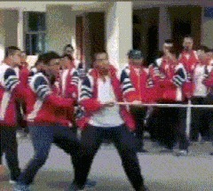 |搞笑GIF:要不是有监控,今天这事儿是说不清了