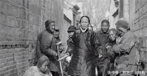 地主家|晚清富人的真实生活：地主家吃饭仅两个菜，地主婆出门被乞丐围堵