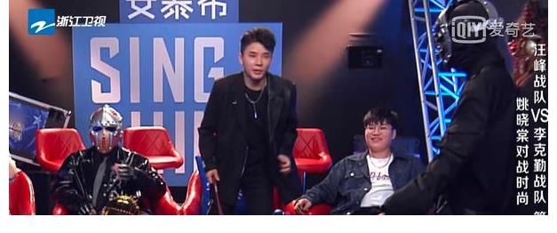 谭轩辕|中国好声音:看了谭轩辕的微博,发现他基本无缘冠军