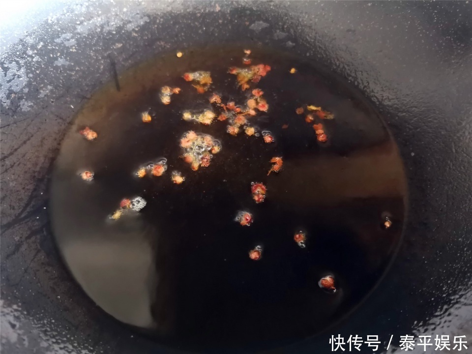  怎样在家把手撕包菜做得好吃，学会小窍门，轻松做出大厨味道