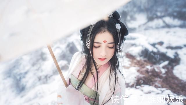 名句&苏轼夜宿燕子楼梦到关盼盼,写下了这首千古佳作,几乎全是名句