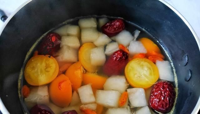 简单|金桔和它真是天生一对,简单一煮,润肺止咳,清甜好喝不上火