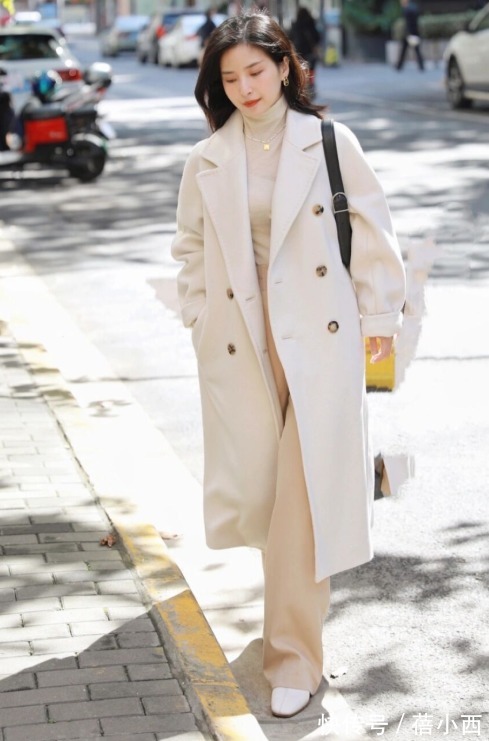 秋冬|遮肉显瘦不挑人,学会这几件时髦的大衣穿搭,温暖你整个冬天