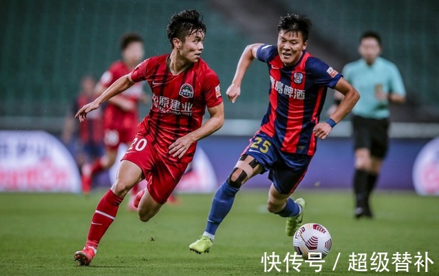 双雄|中超最新积分！“12冠双雄”独一档，3大豪门被压制，4大黑马崛起
