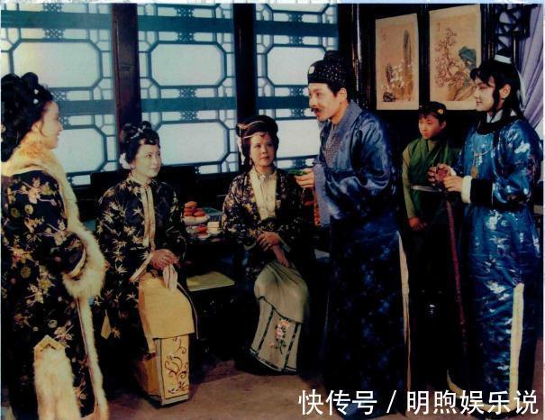 秦可卿!秦可卿的房间那么奢华,为何还要摆着个木瓜?作者用意太深了