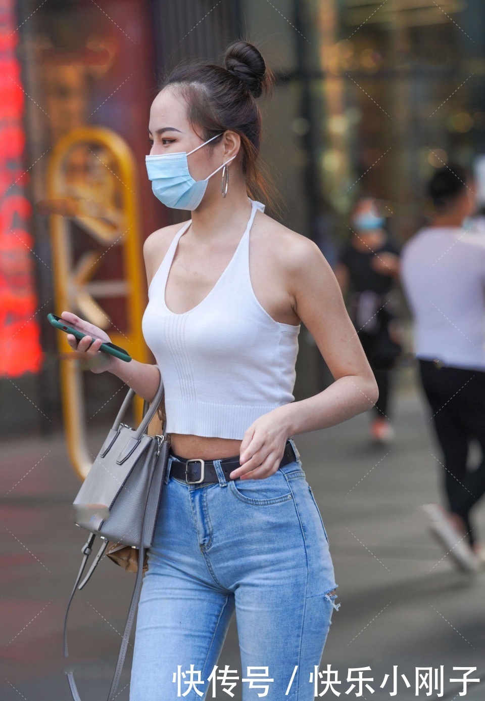 时髦精|穿搭出圈的时髦精，在街上拉高不止一个档次，忍不住就想多看两眼