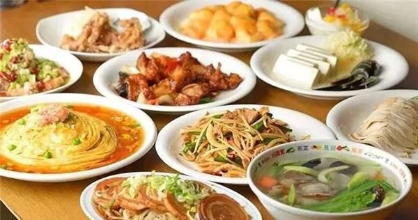 中国菜|日本人做的“中华料理”，韩国人做的“中华料理”，差距咋这么大