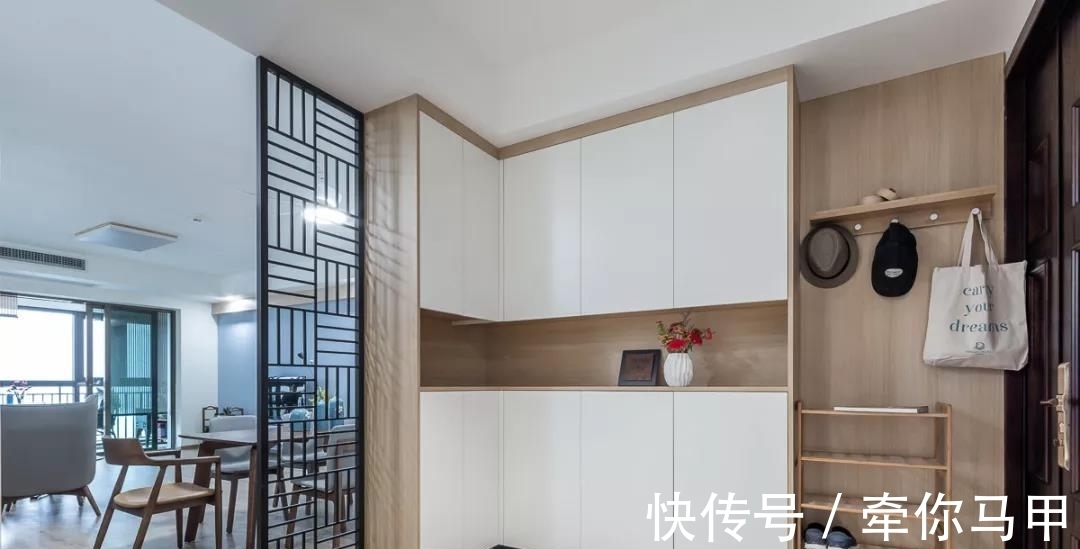 另一面|180平简约大宅，一入内便被玄关迷住，客餐厅设计太漂亮了！晒晒