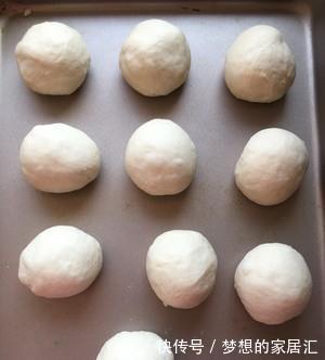 家庭早餐面包做法,蒜香面包,简单美味,全家都喜欢,吃不够