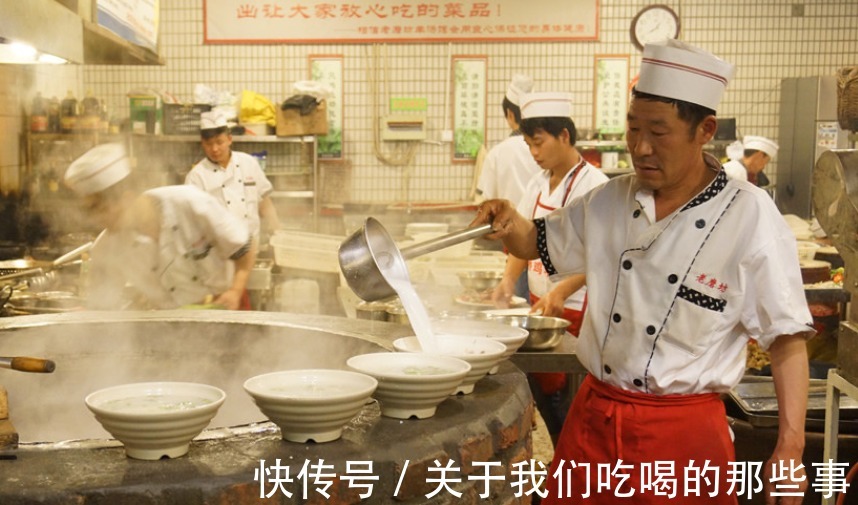 羊肉|伏天多喝羊汤好,做好“3步2不加”,羊汤鲜美无膻味,浓白不发黑