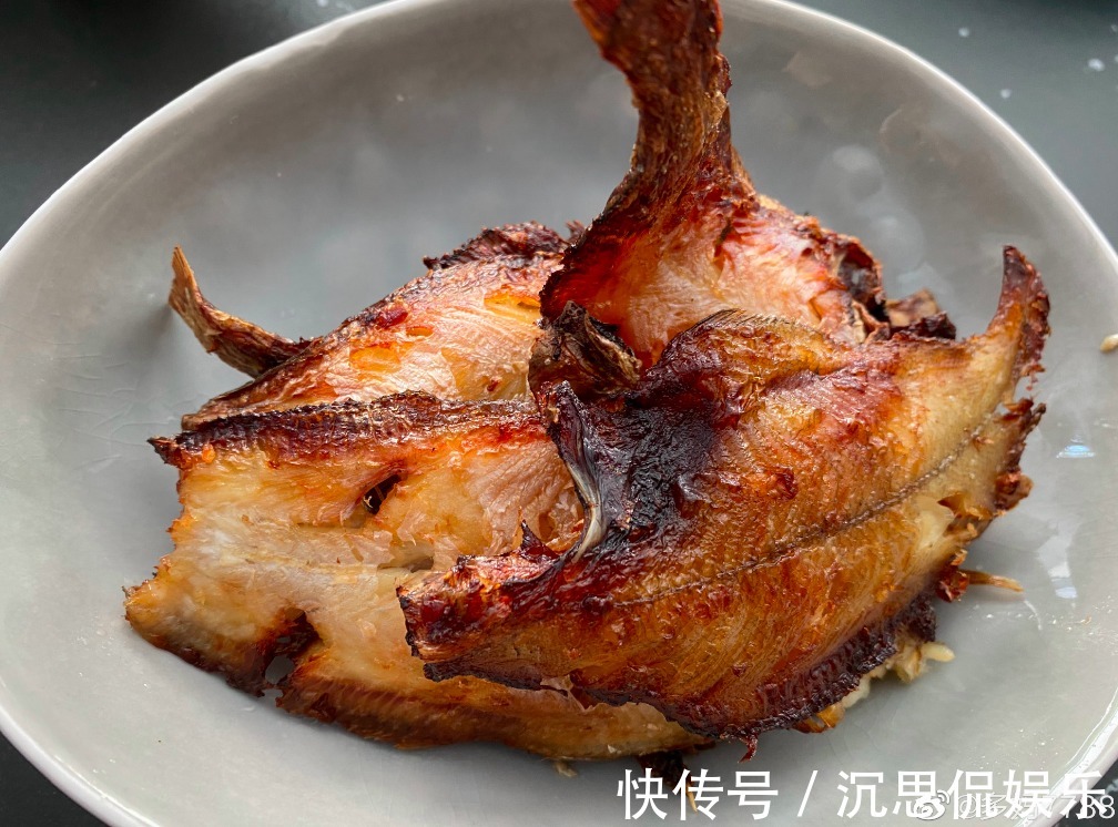 孫莉曬黃磊做的豐盛早午餐,實在太饞人了,網友嫁對人太幸福了