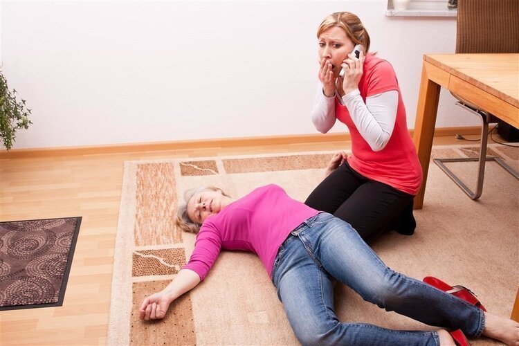 心脏病|有冠心病的人,这两件事最好不要做,否则会离猝死很近