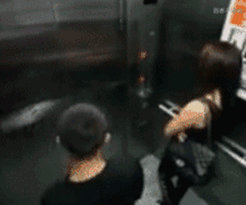 |搞笑GIF：拥有的技能全是好哥们喜欢，妹子不喜欢的~