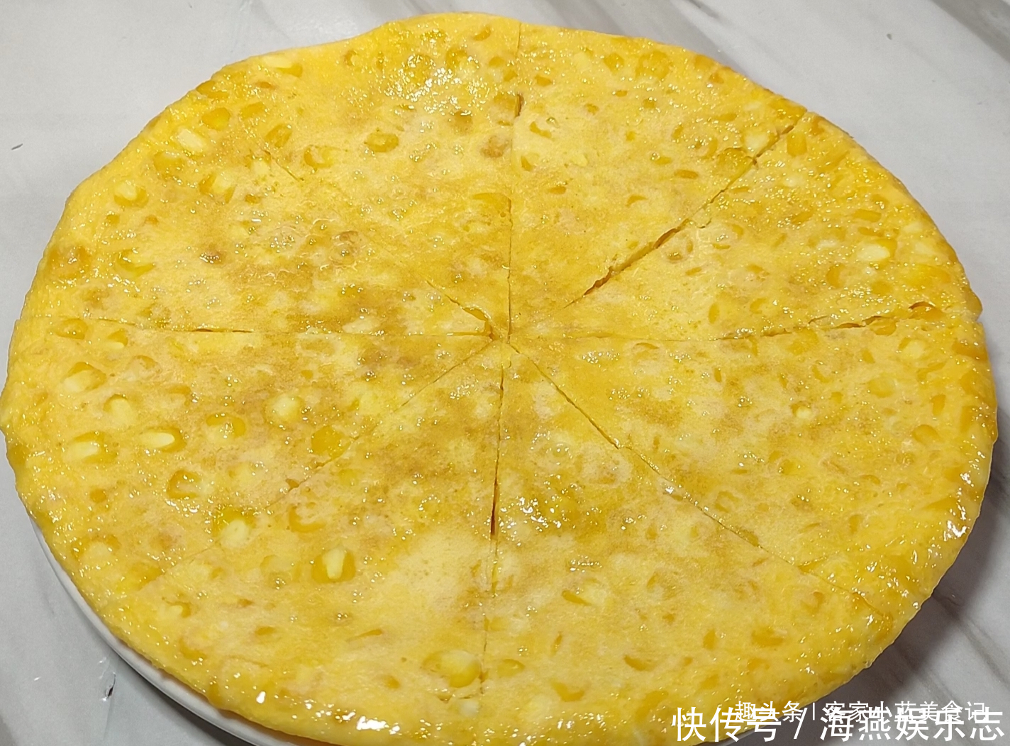 玉米粒|玉米别煮了,加两个鸡蛋,几分钟搞定,出锅小孩抢着吃,真香