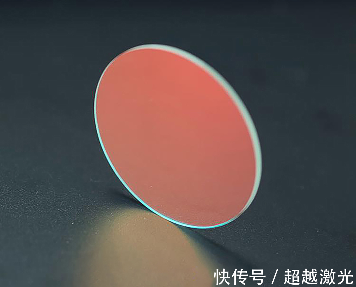 精度|激光切割机给滤光片行业带来了什么优势?