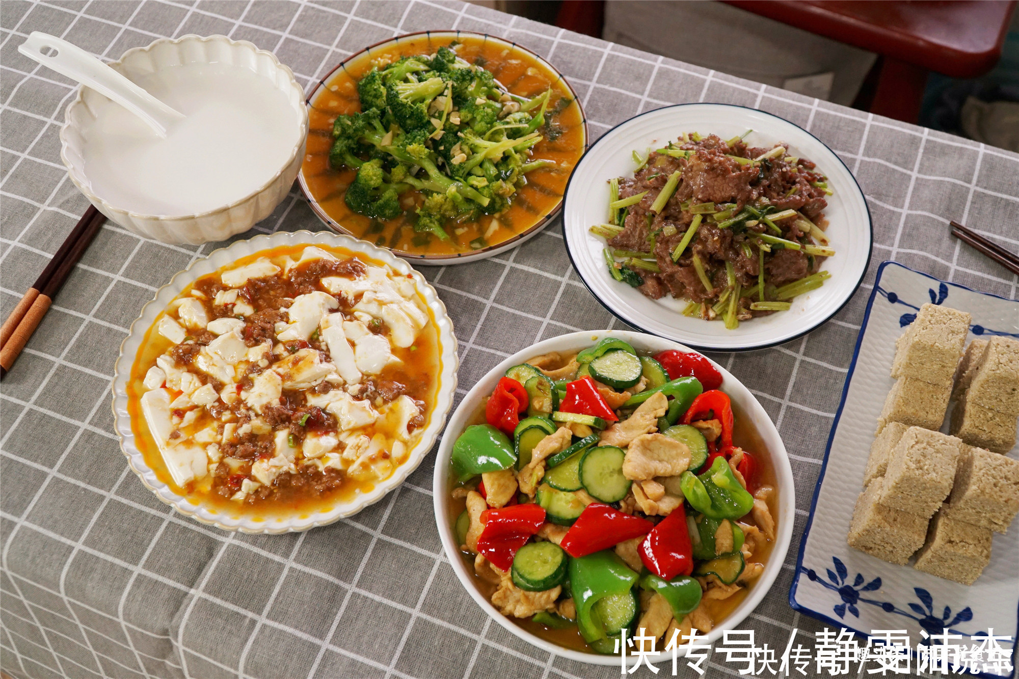 八珍糕|下班回家,看我给家人做的四菜一汤,不到40元,全家吃嗨