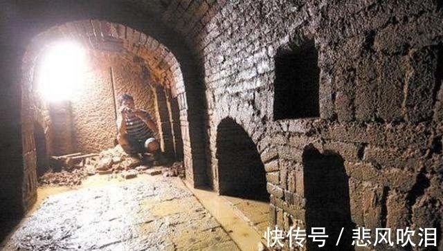 流沙@古今第一凶墓机关重重,有200多个盗洞,各朝代盗墓贼无一生还