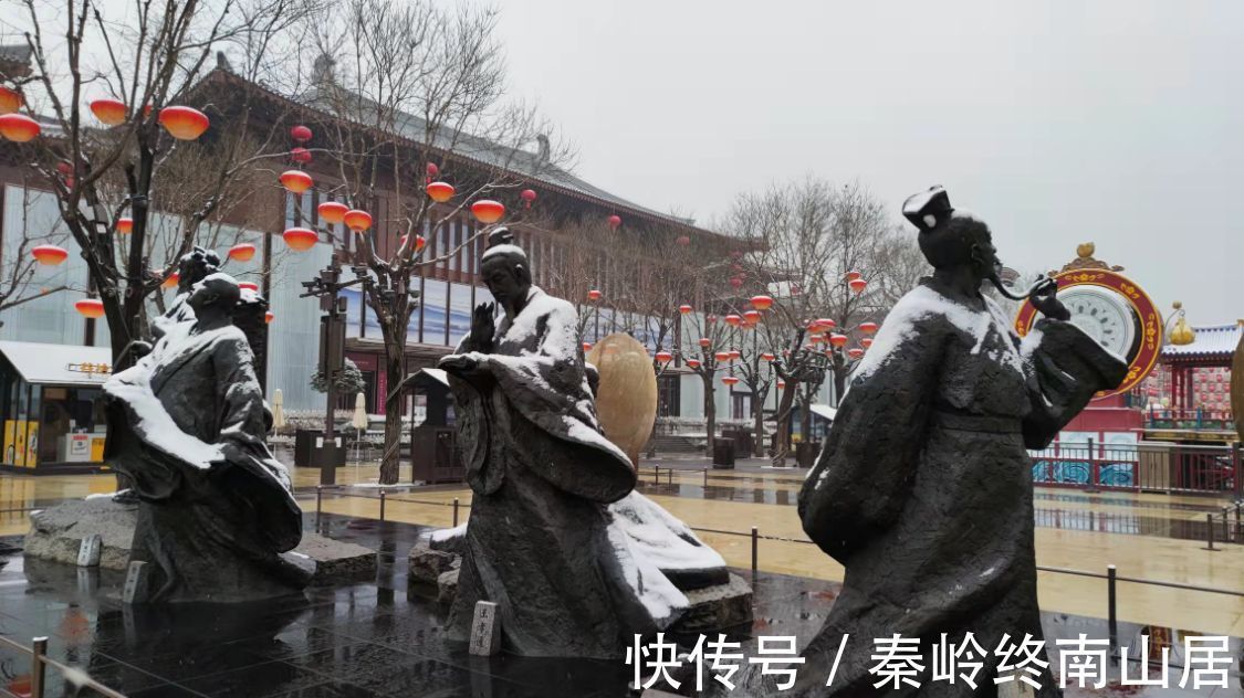 大唐|看惯了热闹与繁华,雪中别样的西安大雁塔和大唐不夜城,你见过吗,像极了唐朝