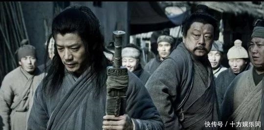 韩信|韩信,能忍胯下之辱,还能三分于天下,为何会落得如此悲惨的下场