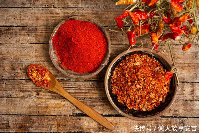 血脂高的人，不想脑梗“来敲门”，厨房内3味调料，建议少吃