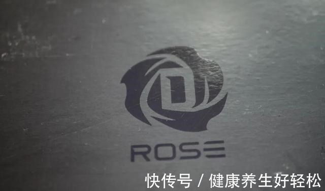 rose4 4大科技加持单只才348克这就是阿迪顶级实战鞋的能力吗！