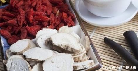 退休中医:枸杞和它天生搭档,坚持喝,3天肾补满,肝也干干净净