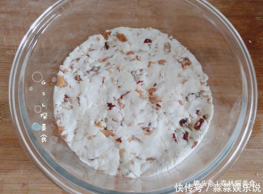 食材|最爱糯米粉的吃法,搭配三种食材,做法简单,香甜软糯,超好吃