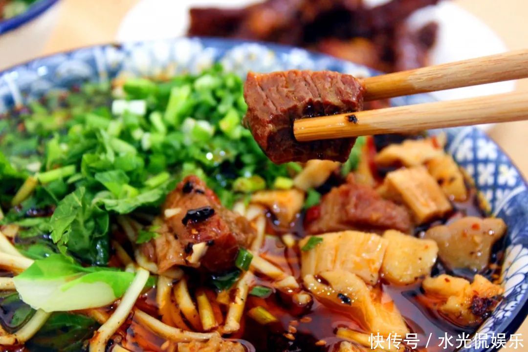 碗面|峨眉人早晨的第一碗面,你吃的哪家