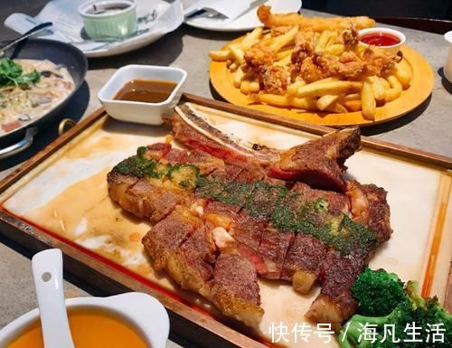 火锅|同样是牛肉,为啥牛排吃一块就饱,火锅涮一头牛都会觉得不够吃?