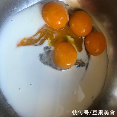 三款简单易学不加玉米油的蛋糕卷