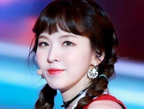 张润贞 她坠落舞台消失一年!如今再度复出主持,身体真实状态令人落泪