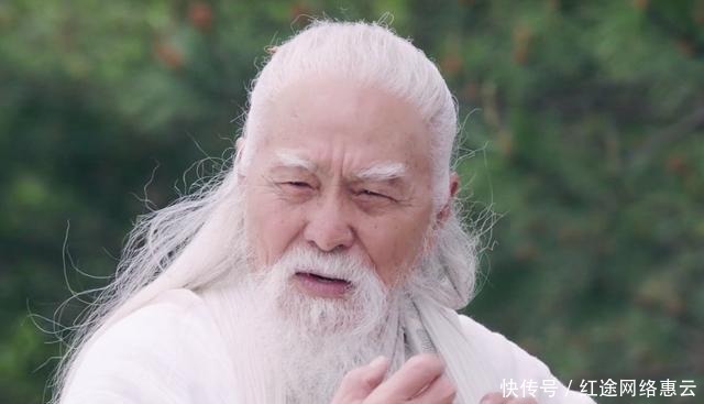 昆仑三圣|此人深爱着郭襄,也是唯一吊打过张三丰的人,死后还成就了张无忌