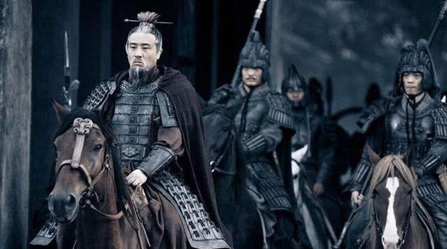 放弃|曹丕称帝后，为何放弃了和蜀汉对峙，把更多的精力放到东吴身上？