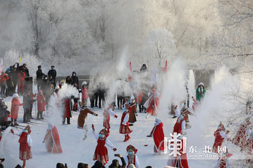 赏雾凇美景 享冰雪之乐 初访逊克雾凇图集（组图）