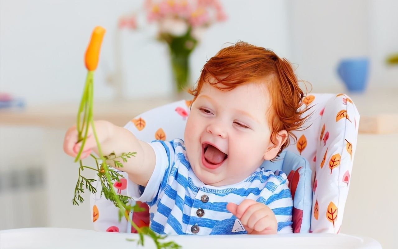 辅食界|鸡蛋羹是辅食界的大众餐,为啥少给宝宝吃?听听儿科医生怎么说