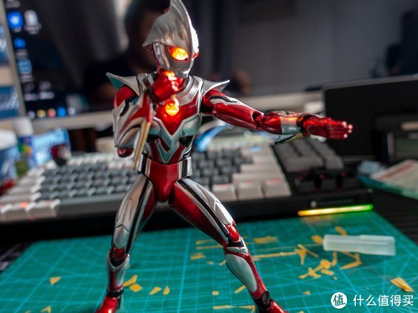 布灵布灵|玩物不丧志 篇四十六:十年老物翻新之旅-奈克赛斯奥特曼ACT翻新实录