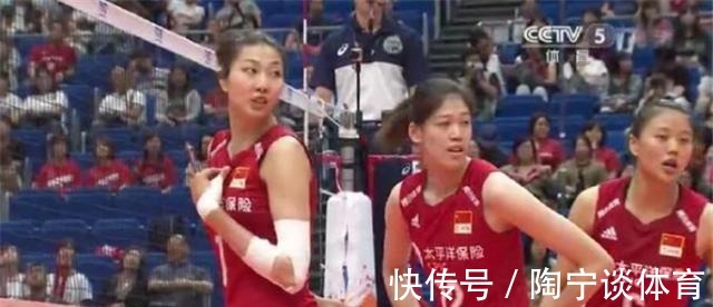 对手|中国女排比赛发球时,是谁指挥队员们发什么样的球?是郎平吗?