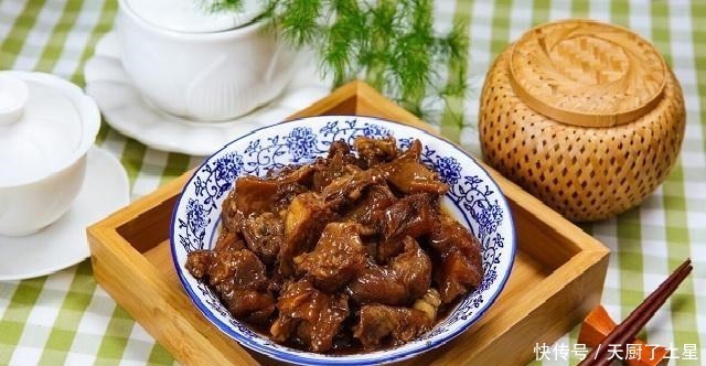 牛肉嫩滑的处理方法,30年老厨师传授经验,不柴不硬,似嫩豆腐